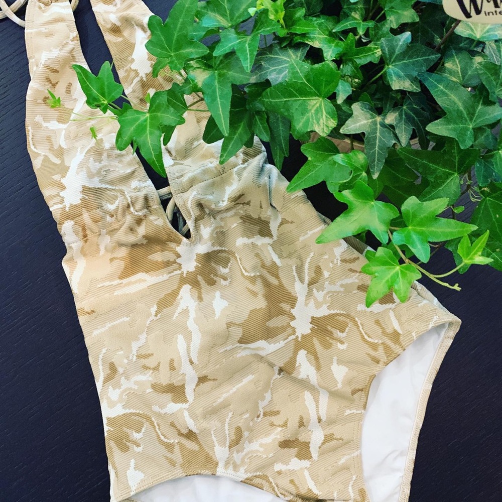 One piece absolutely gorgeous bikini